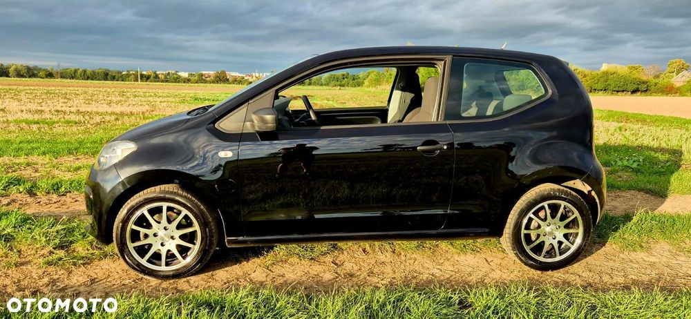 Volkswagen up! - 5