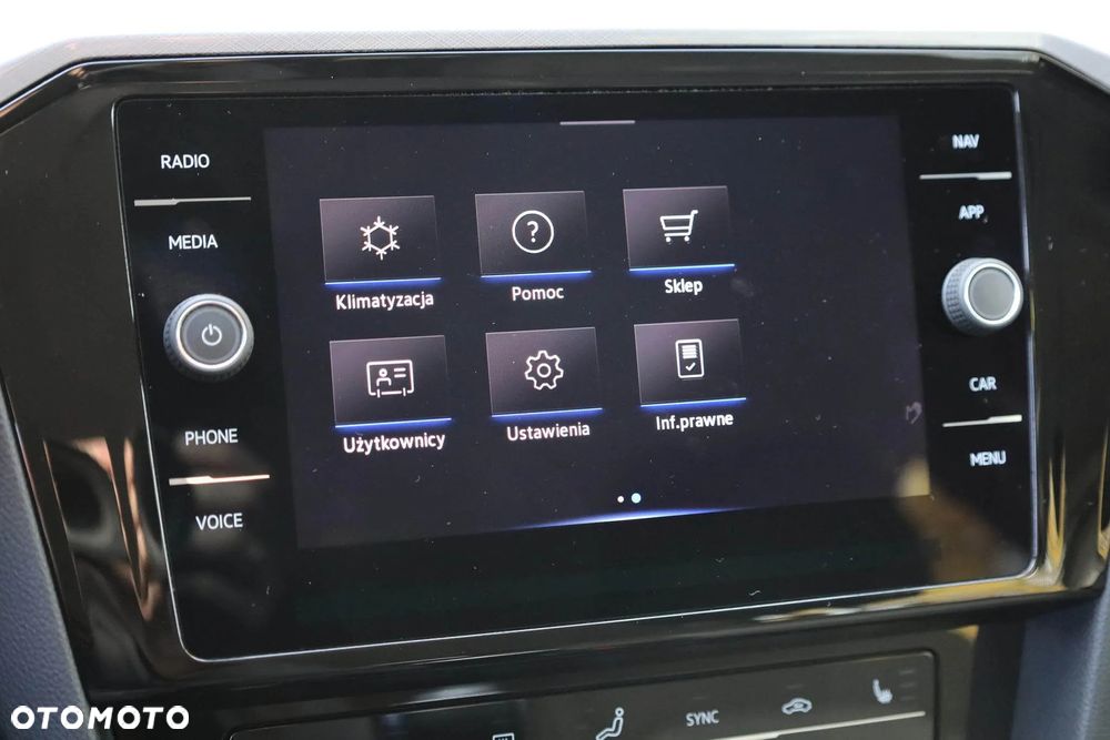 Volkswagen Passat 2.0 TDI EVO Business - 19