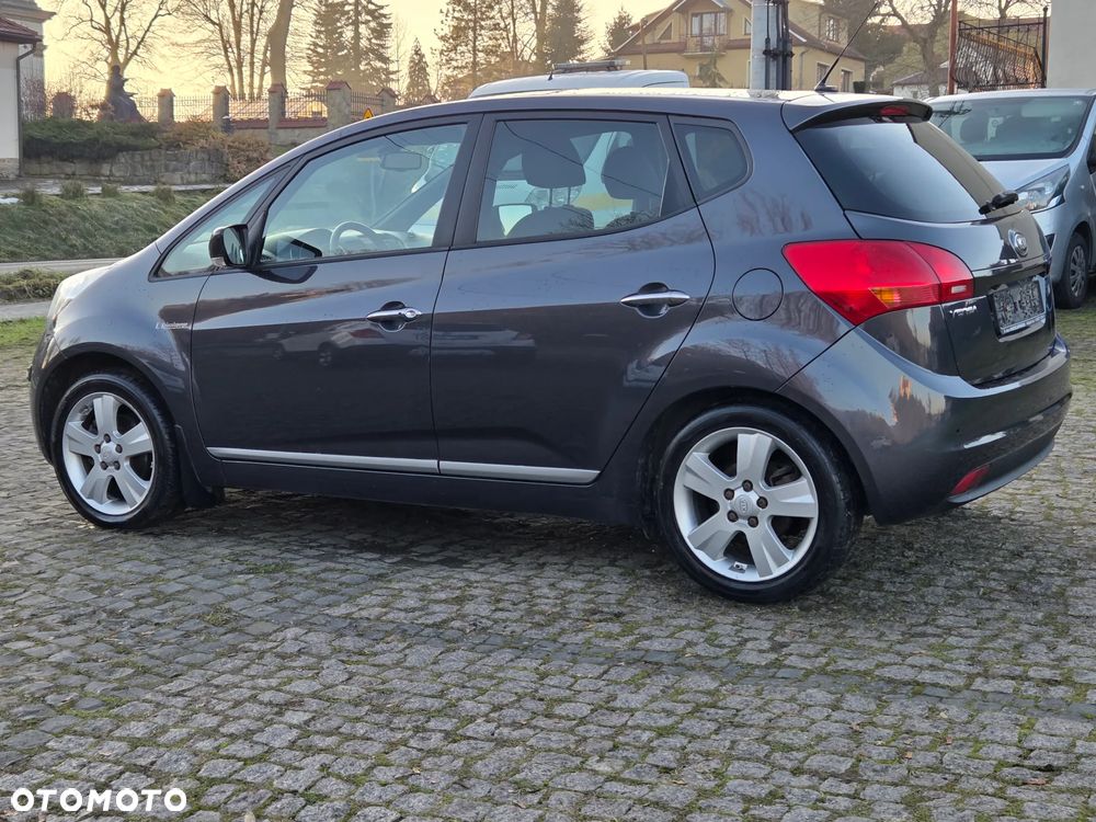 Kia Venga 1.6 CVVT Titanium Collection - 5