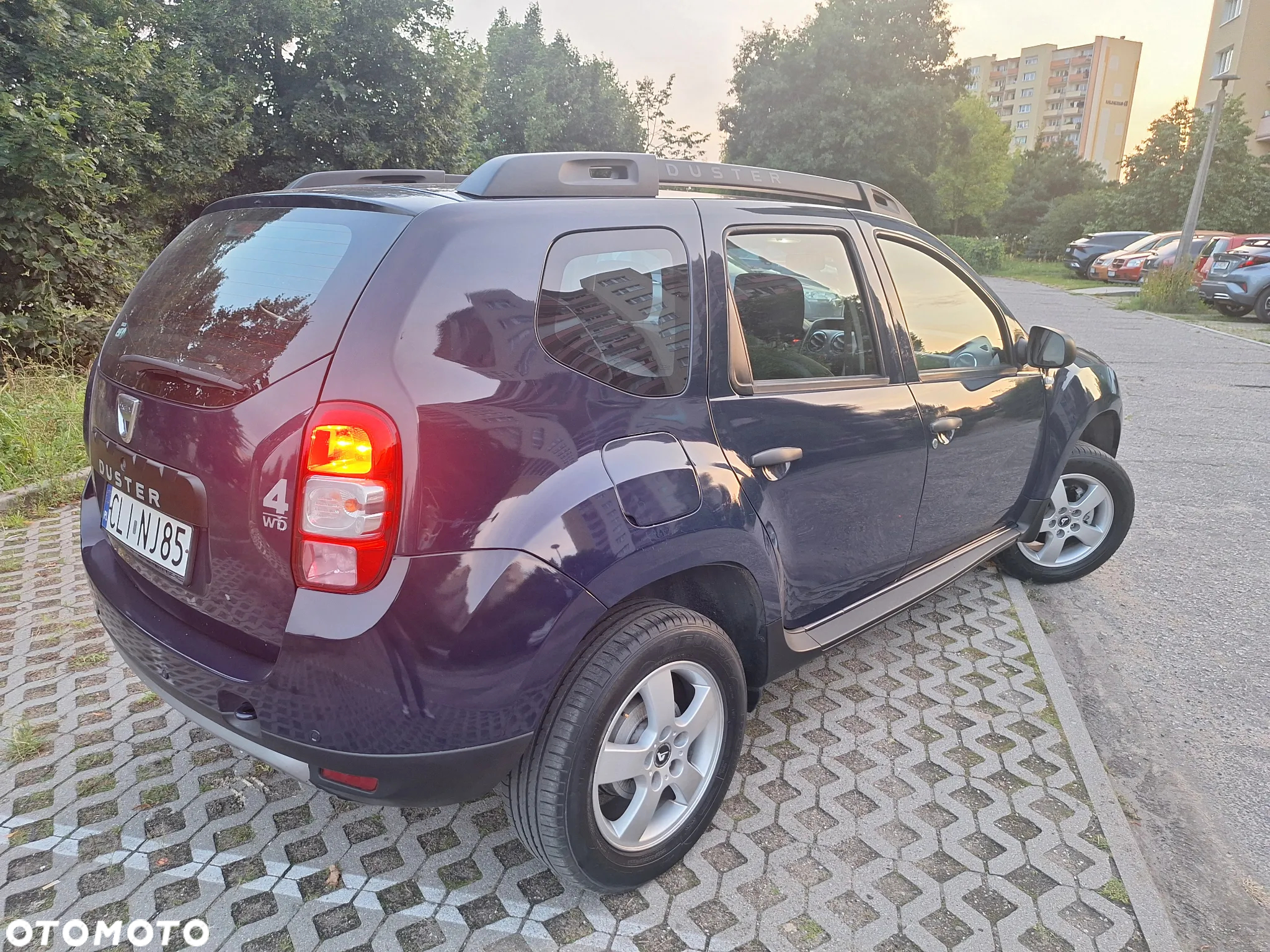 Dacia Duster 1.6 Laureate 4x4 - 2