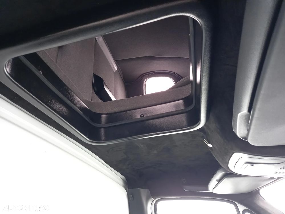 Mercedes-Benz SPRINTER - 15