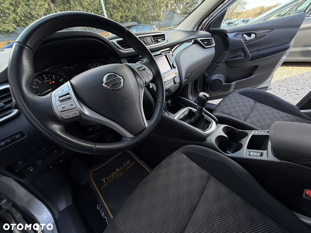 Nissan Qashqai 1.2 DIG-T N-Connecta EU6 - 20