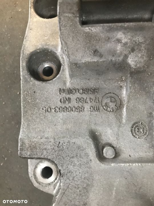 Wspornik Łapa Mocowanie Alternatora BMW 2.0D N47 8506863 - 2