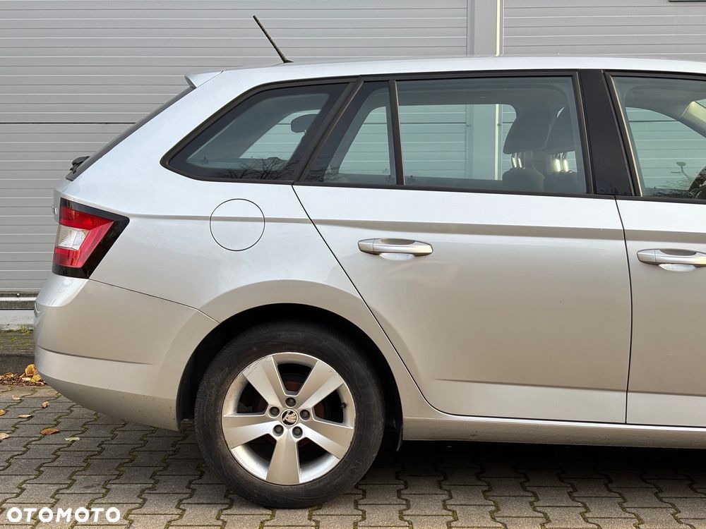 Skoda Fabia 1.0 Ambition - 10
