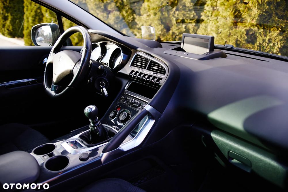 Peugeot 3008 HDi FAP 150 Allure - 26