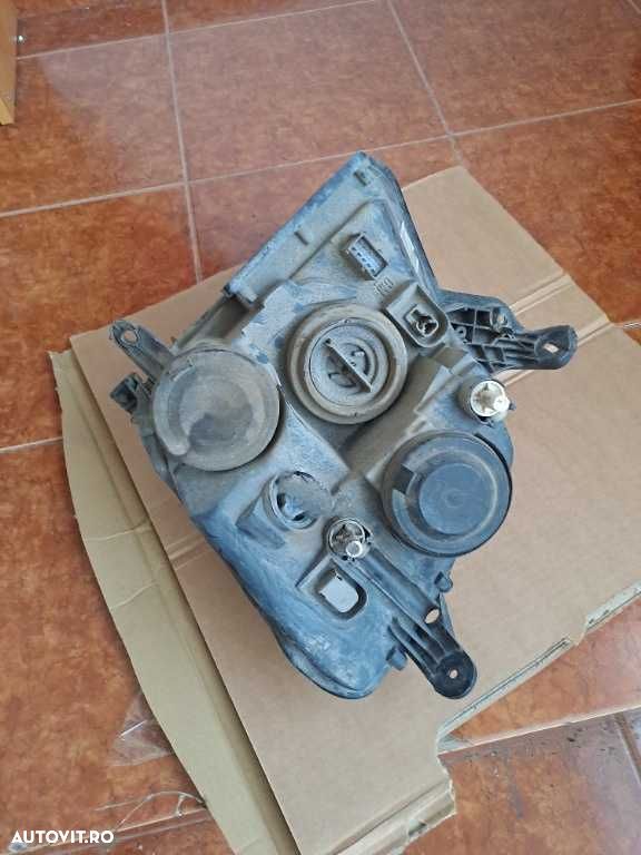 Far dreapta Opel Meriva original Europa - 4