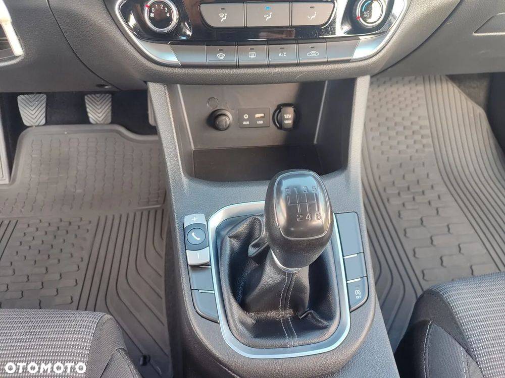 Hyundai i30 1.6 CRDi Comfort - 18