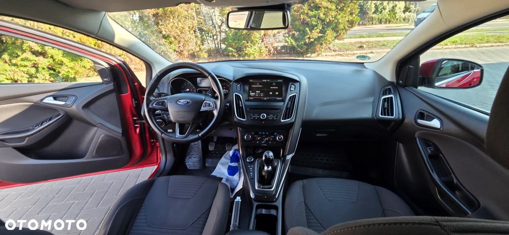 Ford Focus 1.5 EcoBoost Start-Stopp-System COOL&CONNECT - 34