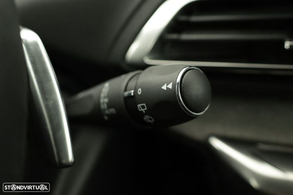 Peugeot 3008 1.2 Hybrid GT e-DCS6 - 18