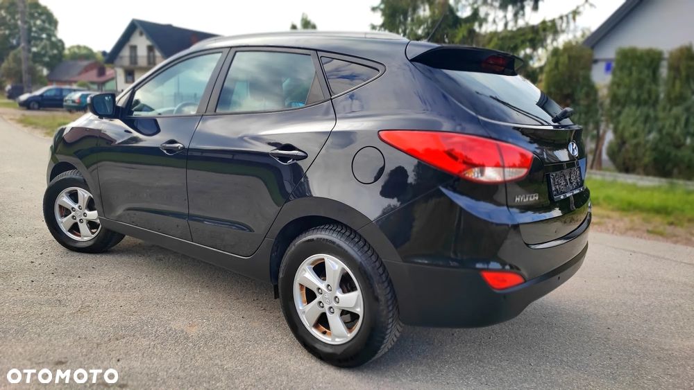 Hyundai ix35 2.0 4WD Automatik Premium - 10