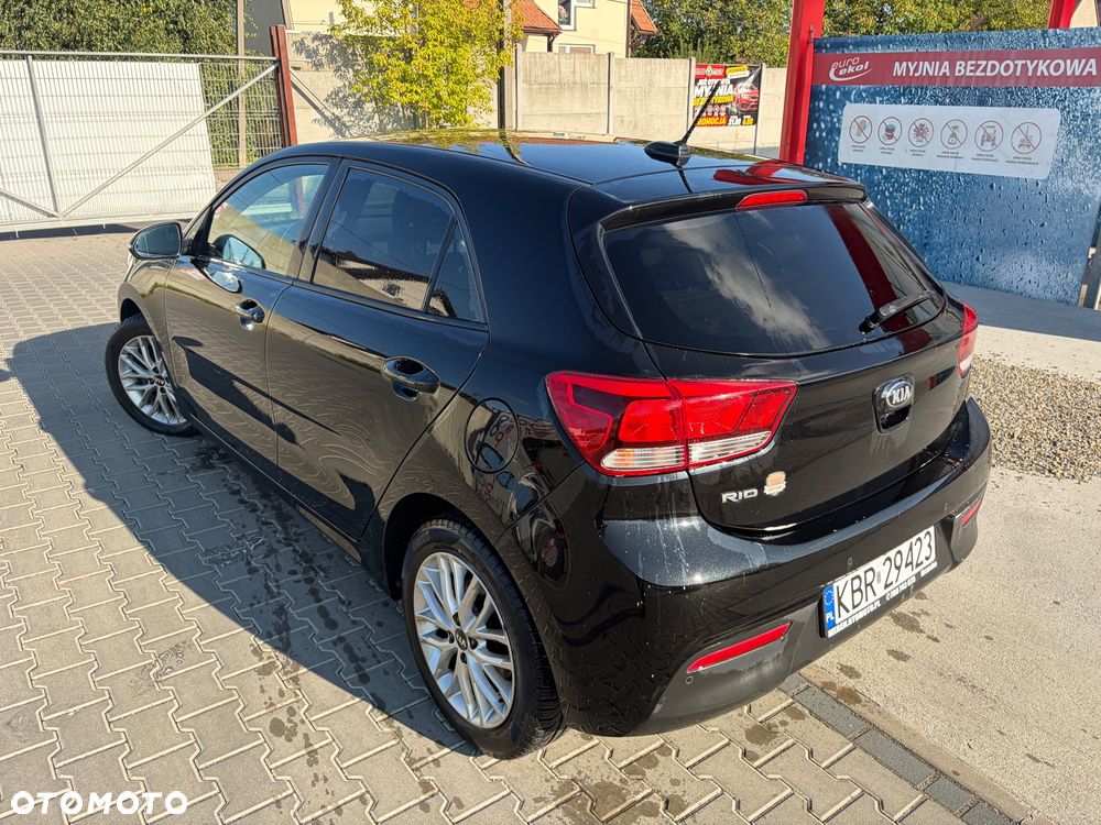 Kia Rio 1.4 XL - 11