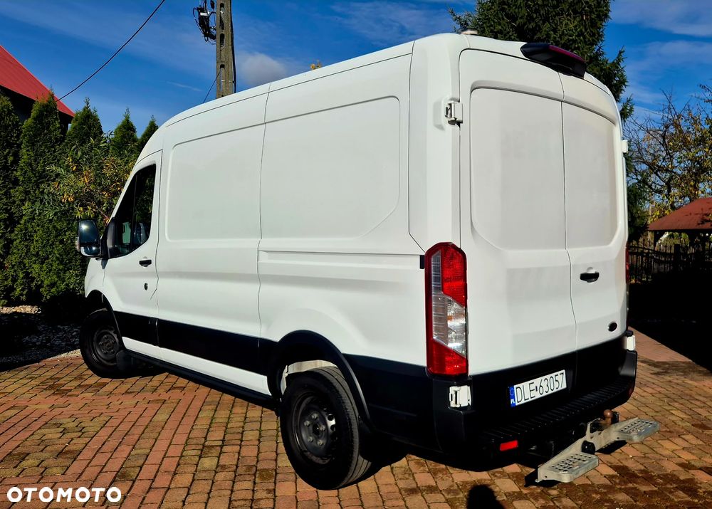 Ford Transit - 23