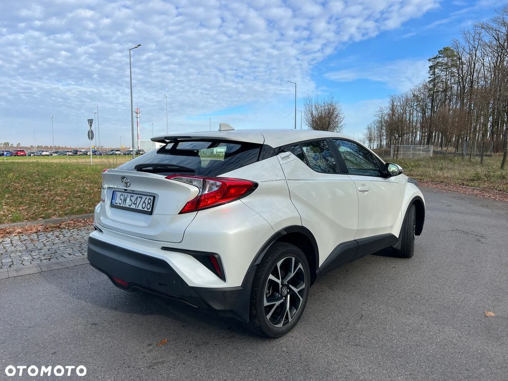 Toyota C-HR - 8