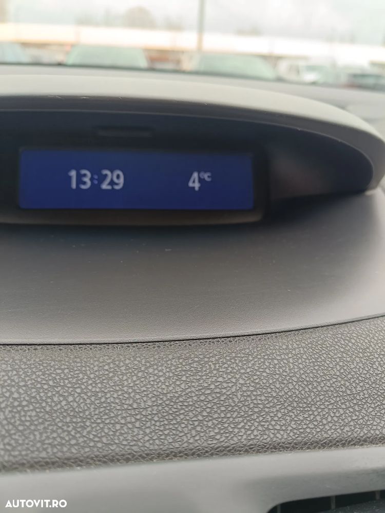 Renault Megane 1.5 dCi Dynamique - 6