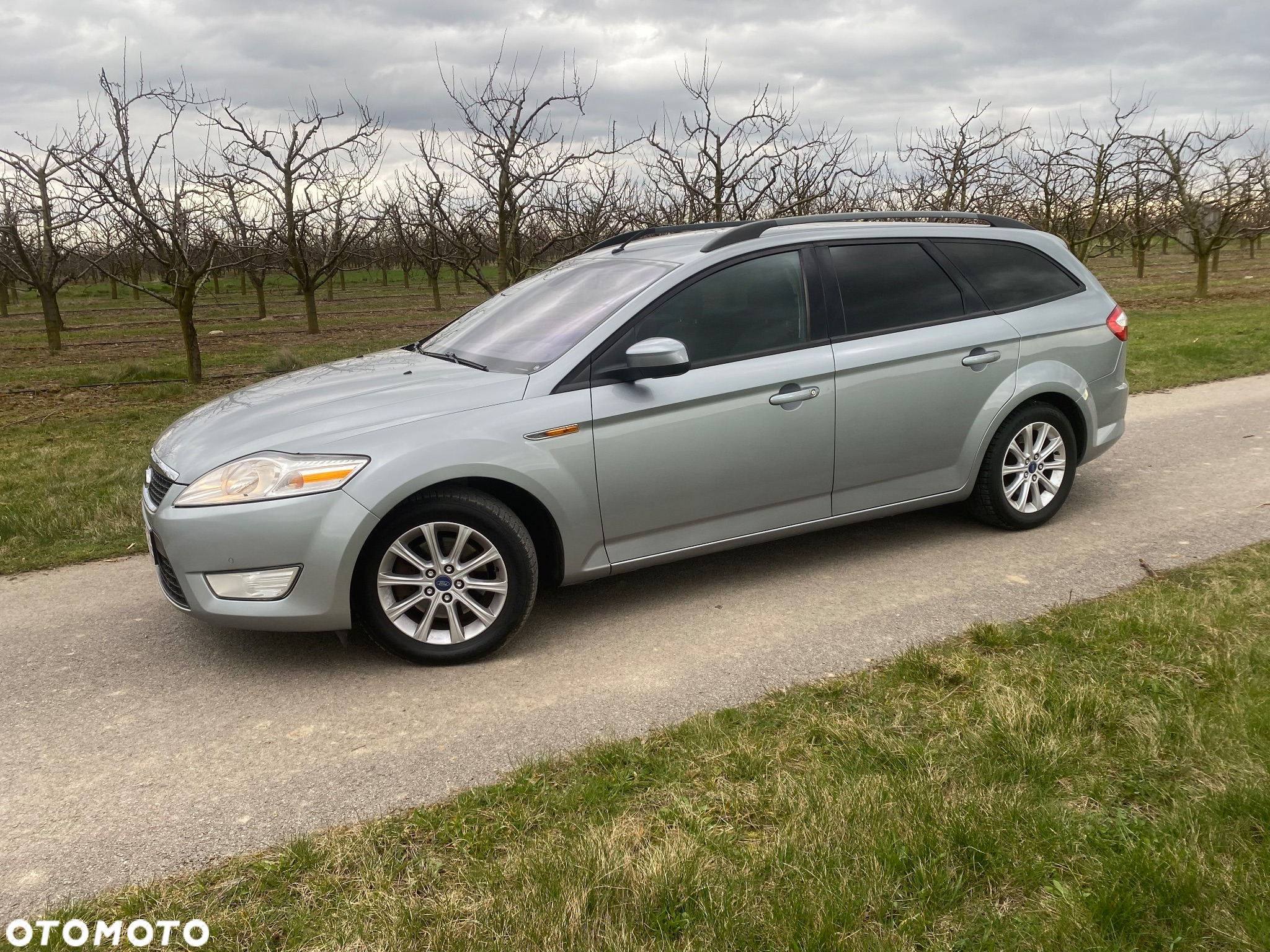 Ford Mondeo 2.0 TDCI ECOnetic Trend - 26