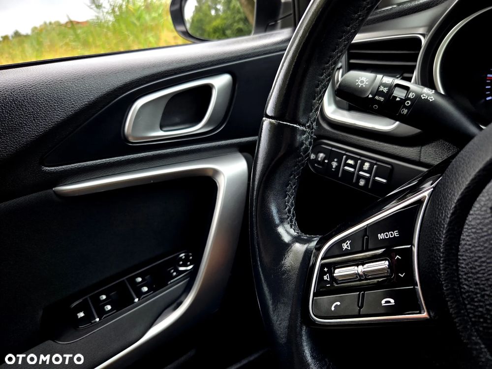 Kia Ceed 1.0 T-GDI M - 33