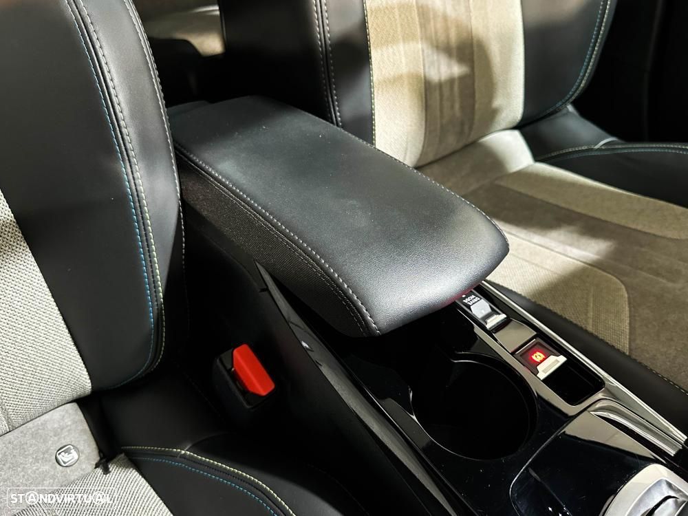 Peugeot e-208 50 kWh GT Pack - 35