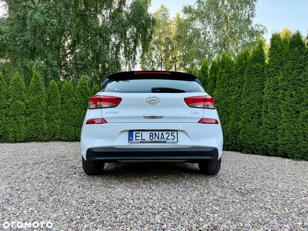 Hyundai i30 1.4 Classic + - 13