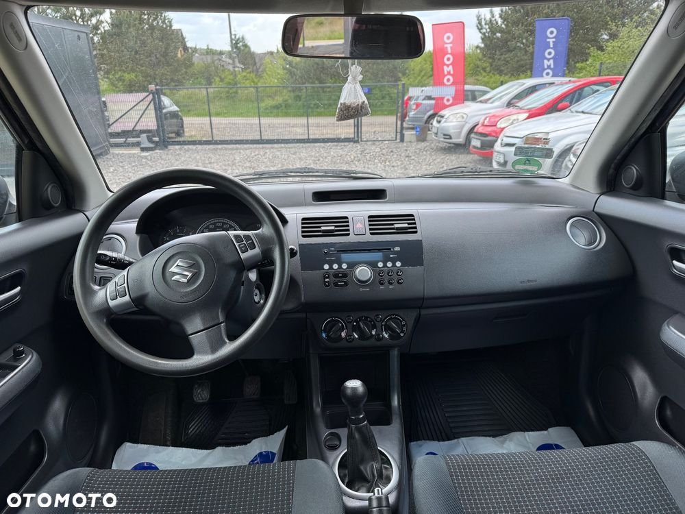 Suzuki Swift 1.3 JB Edition - 14