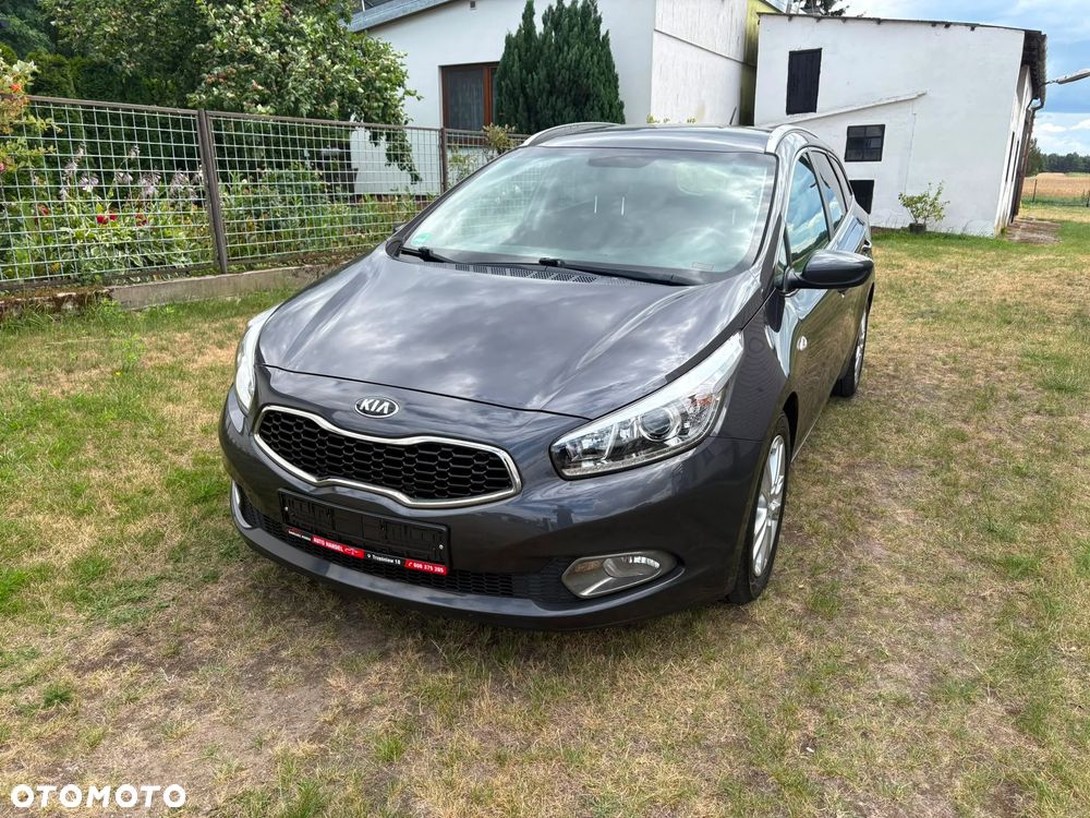 Kia Ceed 1.6 CRDi 128 Vision - 11
