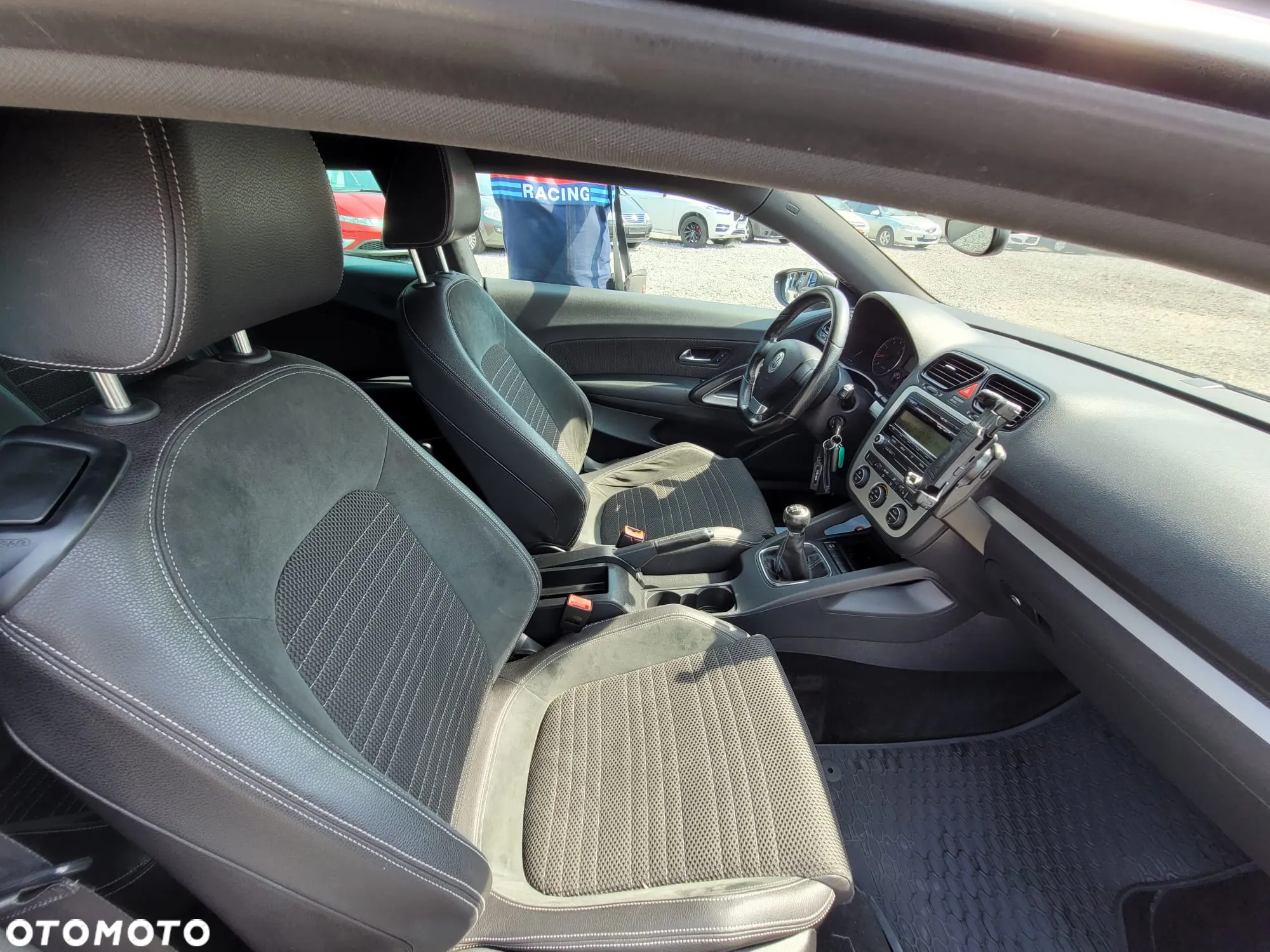 Volkswagen Scirocco 1.4 TSI Perfectline R-Style - 18