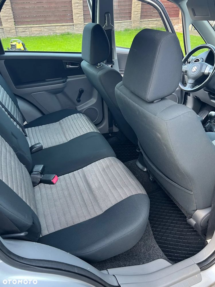Suzuki SX4 1.5 - 18