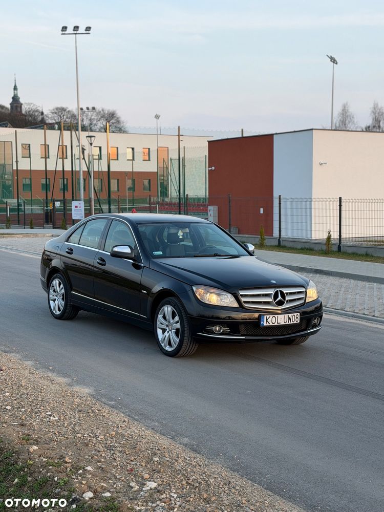Mercedes-Benz Klasa C 220 CDI DPF Automatik Avantgarde - 17