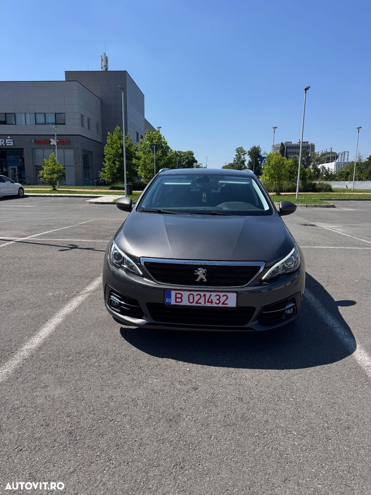Peugeot 308 1.2 L PureTech Turbo Allure - 1