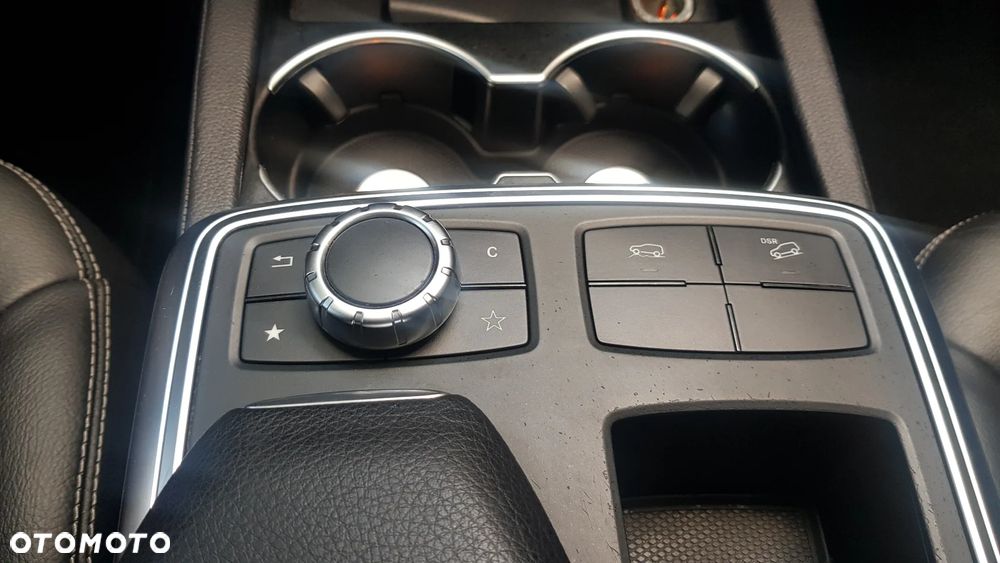 Mercedes-Benz ML 350 BlueTEC 4MATIC 7G-TRONIC - 30