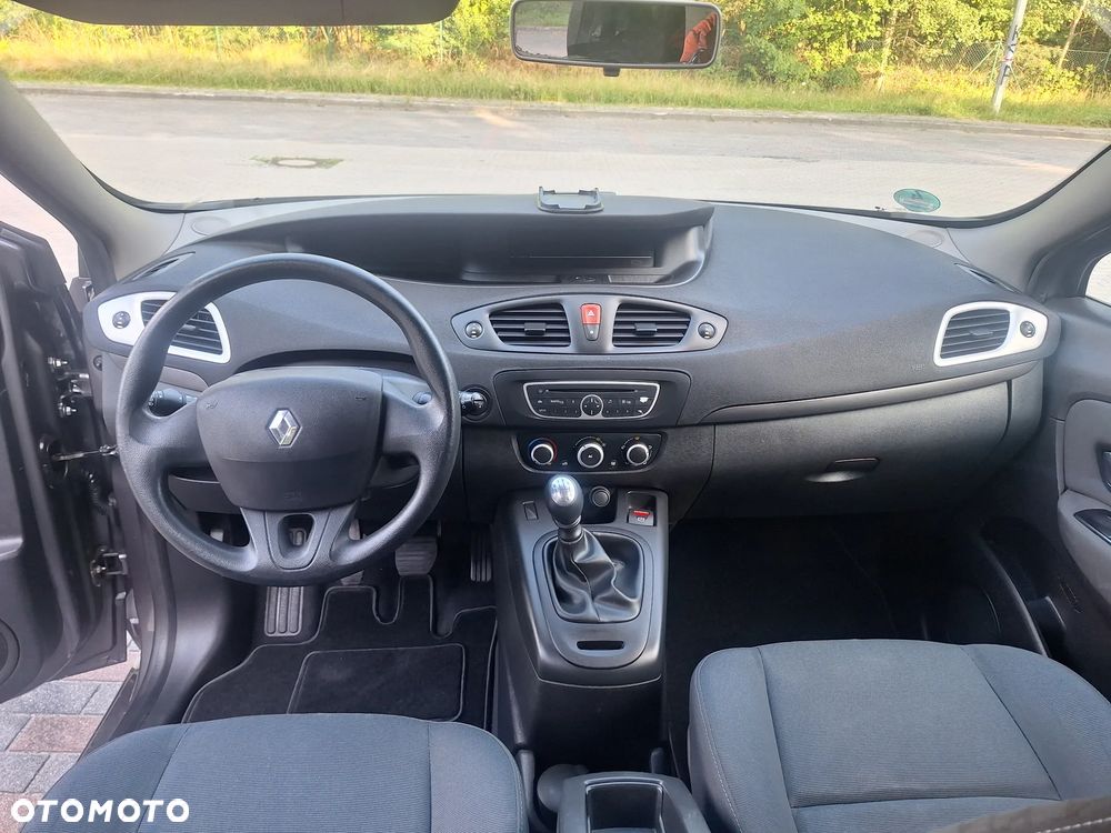Renault Scenic 1.6 16V Authentique - 19