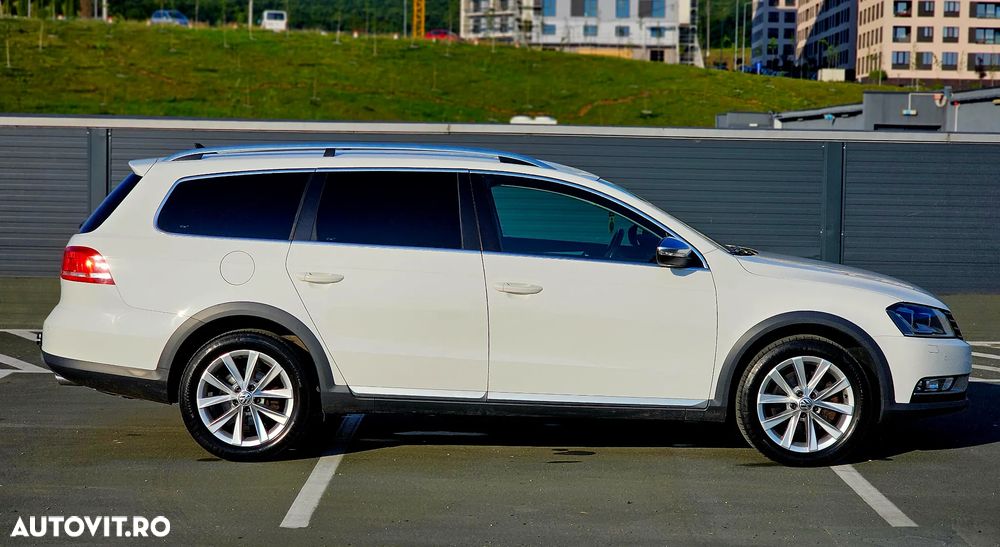 Volkswagen Passat - 11