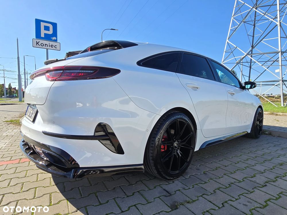 Kia ProCeed - 2