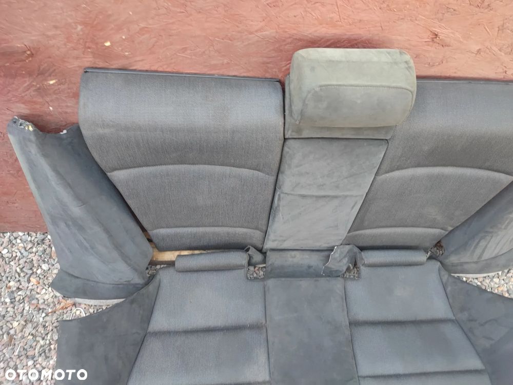 BMW E46 COUPE / M3 ORYGINALNA KANAPA TYŁ ALCANTARA / ALKANTARA / SIEDZISKO / OPARCIE EUROPA O NR. 52 20 8 225 759 / 52 20 8 225 749 / 52 20 7 156 178 OEM W DOBRYM STANIE - 9