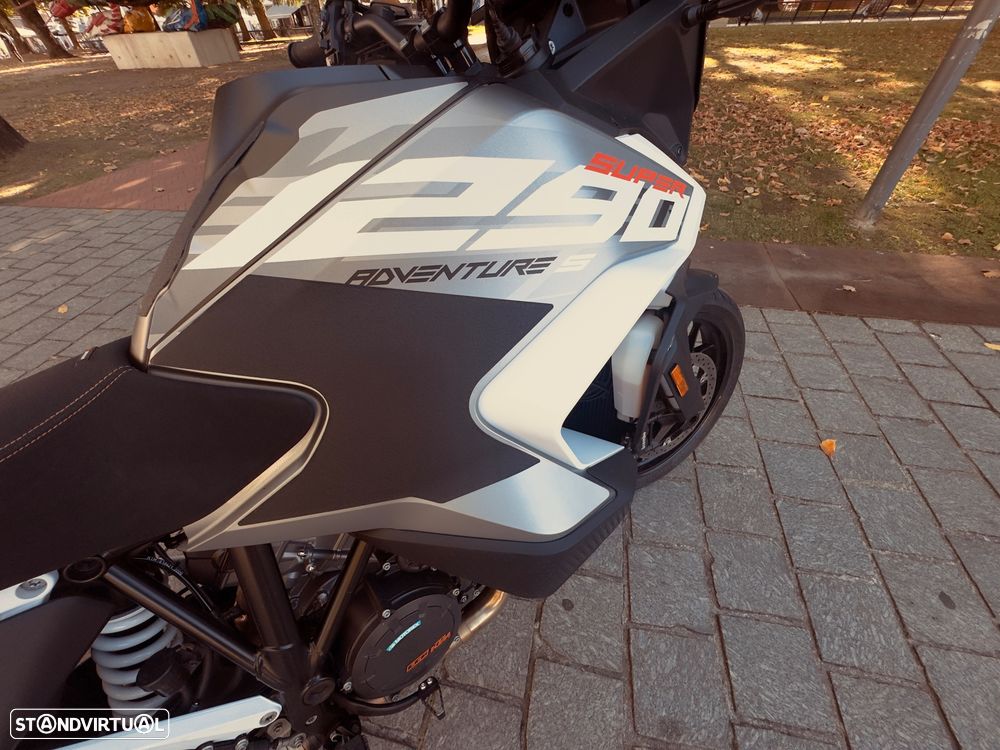 KTM 1290 Super Adventure S TECH PACK - 6