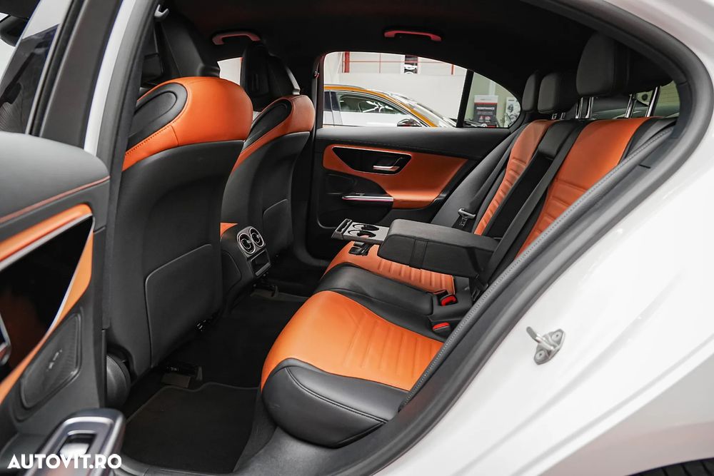 Mercedes-Benz C 200 4Matic 9G-TRONIC AMG Line - 10