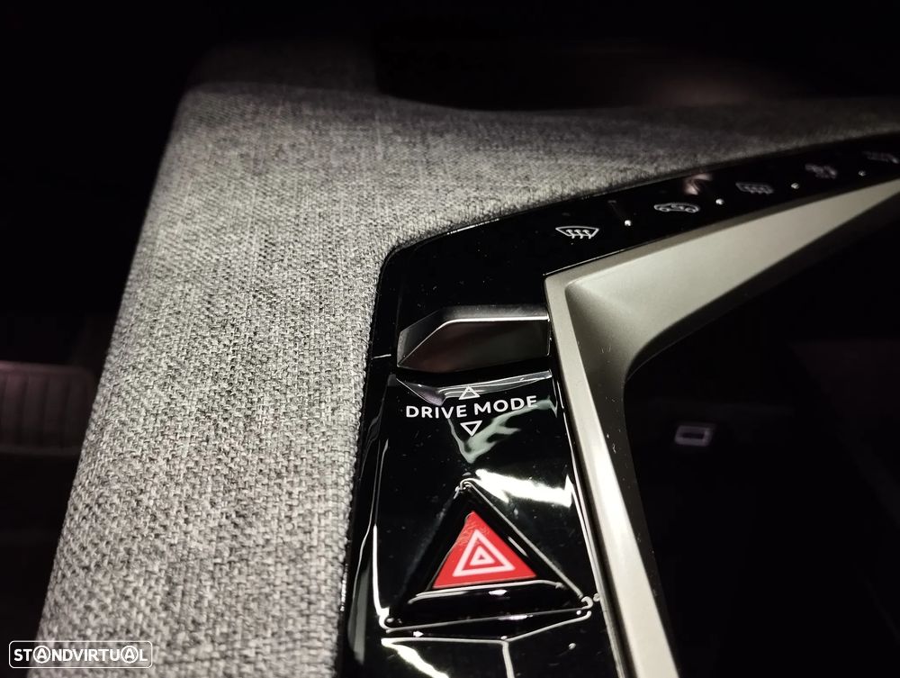 Peugeot 3008 1.2 Hybrid Allure e-DCS6 - 38