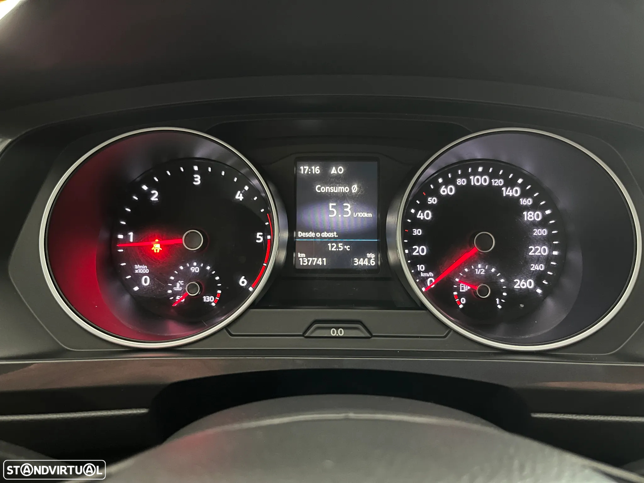 VW Tiguan 1.6 TDI Confortline - 9