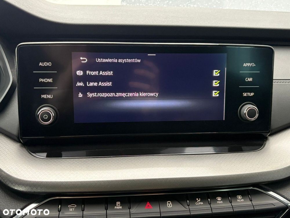 Skoda Octavia 2.0 TDI Ambition DSG - 20