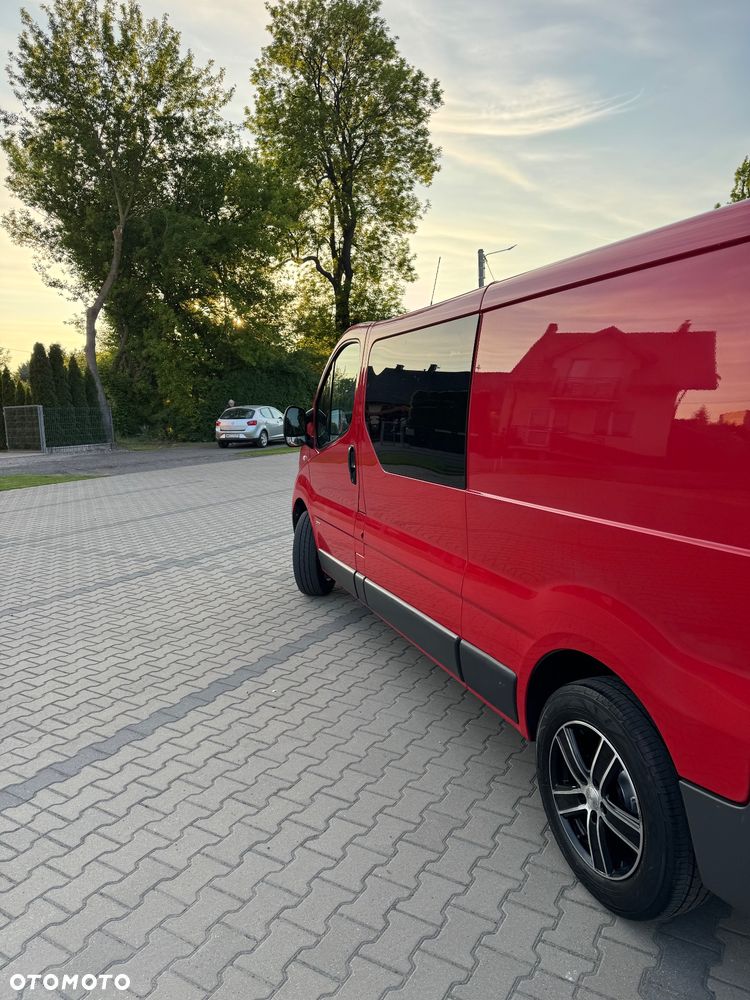 Opel Vivaro - 14