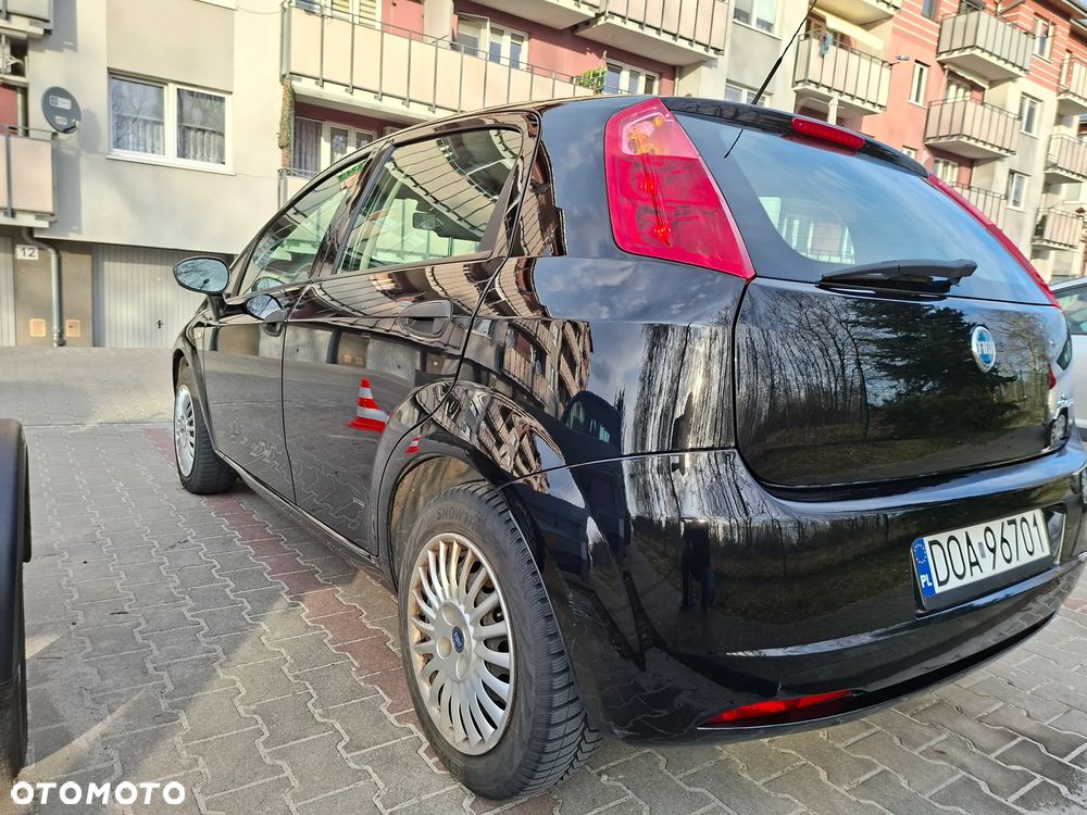 Fiat Grande Punto 2007 photo 4