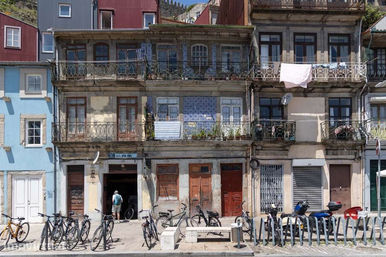 Prédio | Projeto Aprovado | Investimento | Vistas Rio | Ribeira - Grande imagem: 3/30