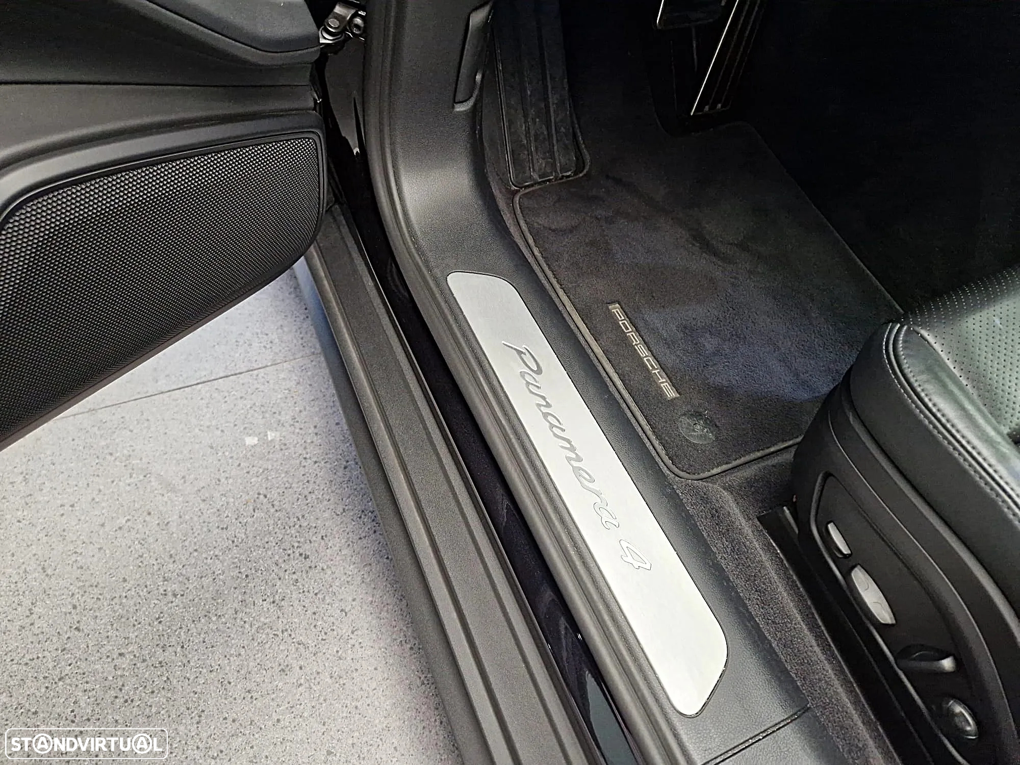Porsche Panamera 4 E-Hybrid - 17