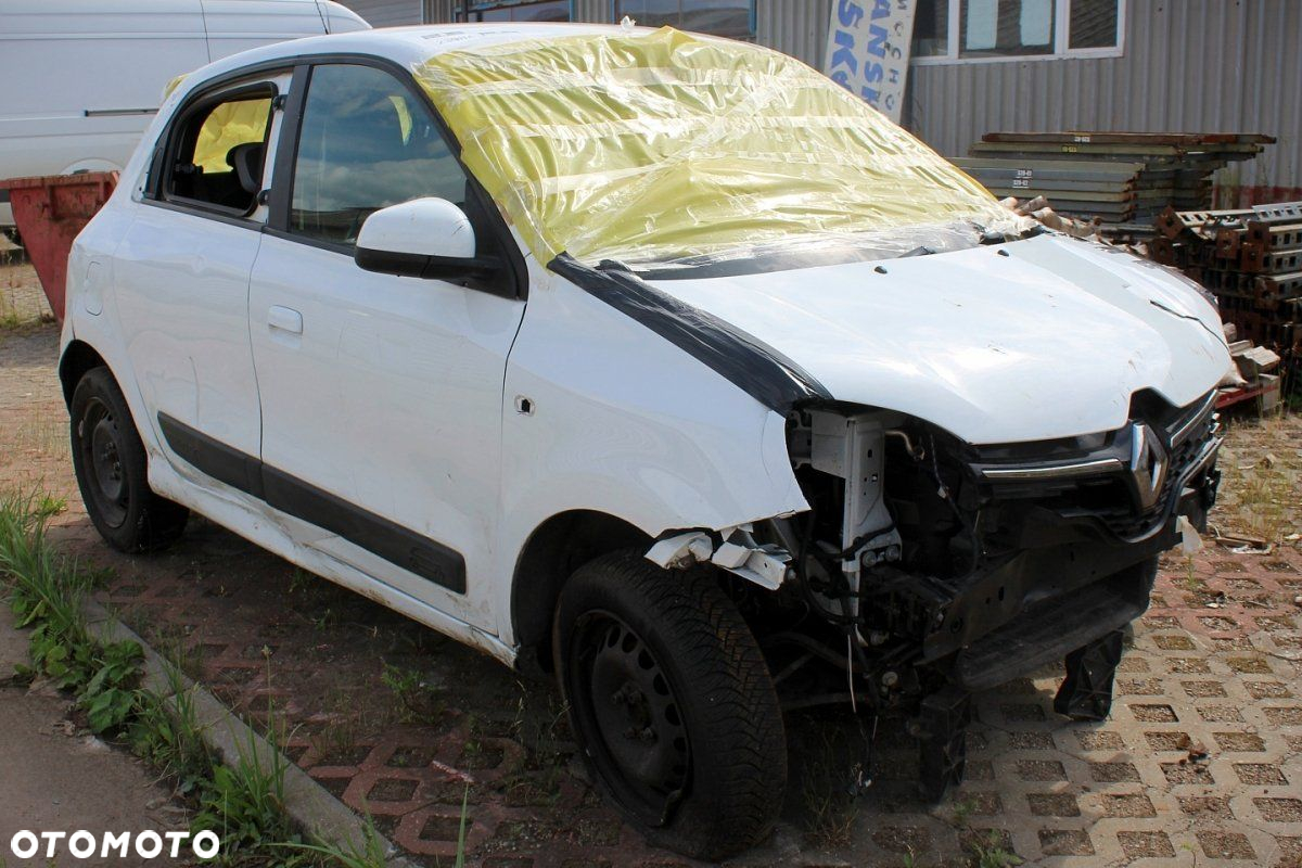 Renault Twingo III 2019 1.0SCE B4D403 HB5D (MASKA, ZDERZAK, LAMPA, BŁOTNIK, DRZWI, SZYBA, FOTEL) - 9