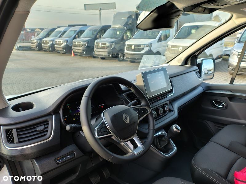 Renault Trafic - 12