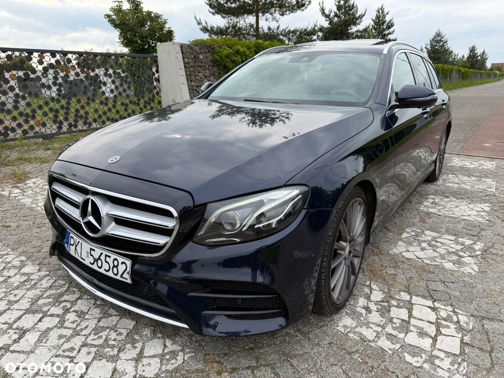 Mercedes-Benz Klasa E 400 4Matic 9G-TRONIC AMG Line - 1