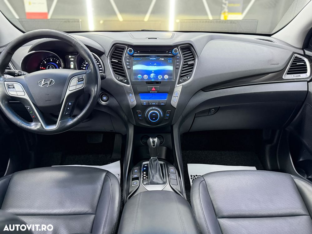 Hyundai Santa Fe Grand 2.2 CRDI 4WD Automatik Premium - 34