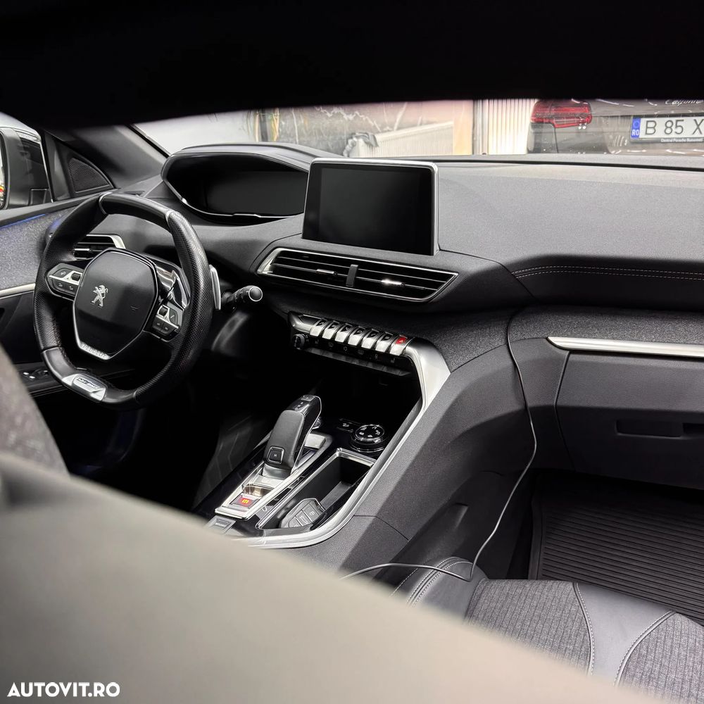 Peugeot 3008 1.6 PureTech Turbo S&S EAT8 GT-Line - 8