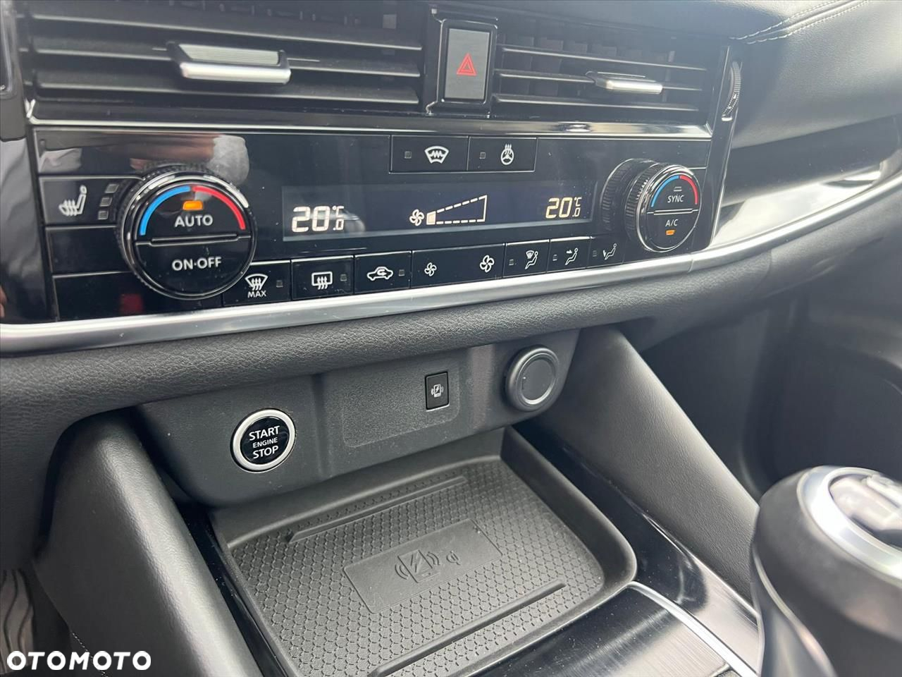 Nissan Qashqai 1.3 DIG-T N-Connecta - 11