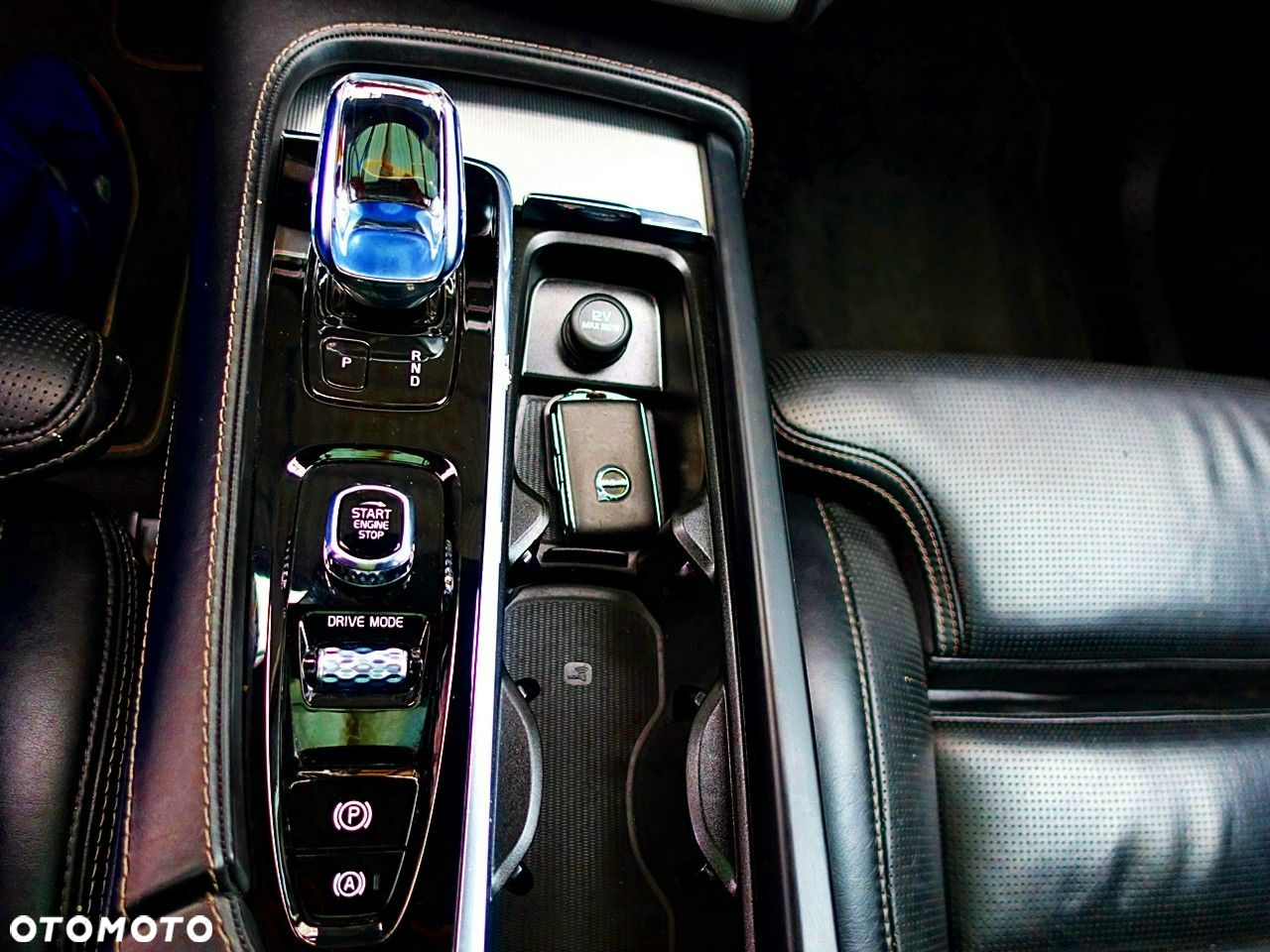 Volvo XC 90 - 23