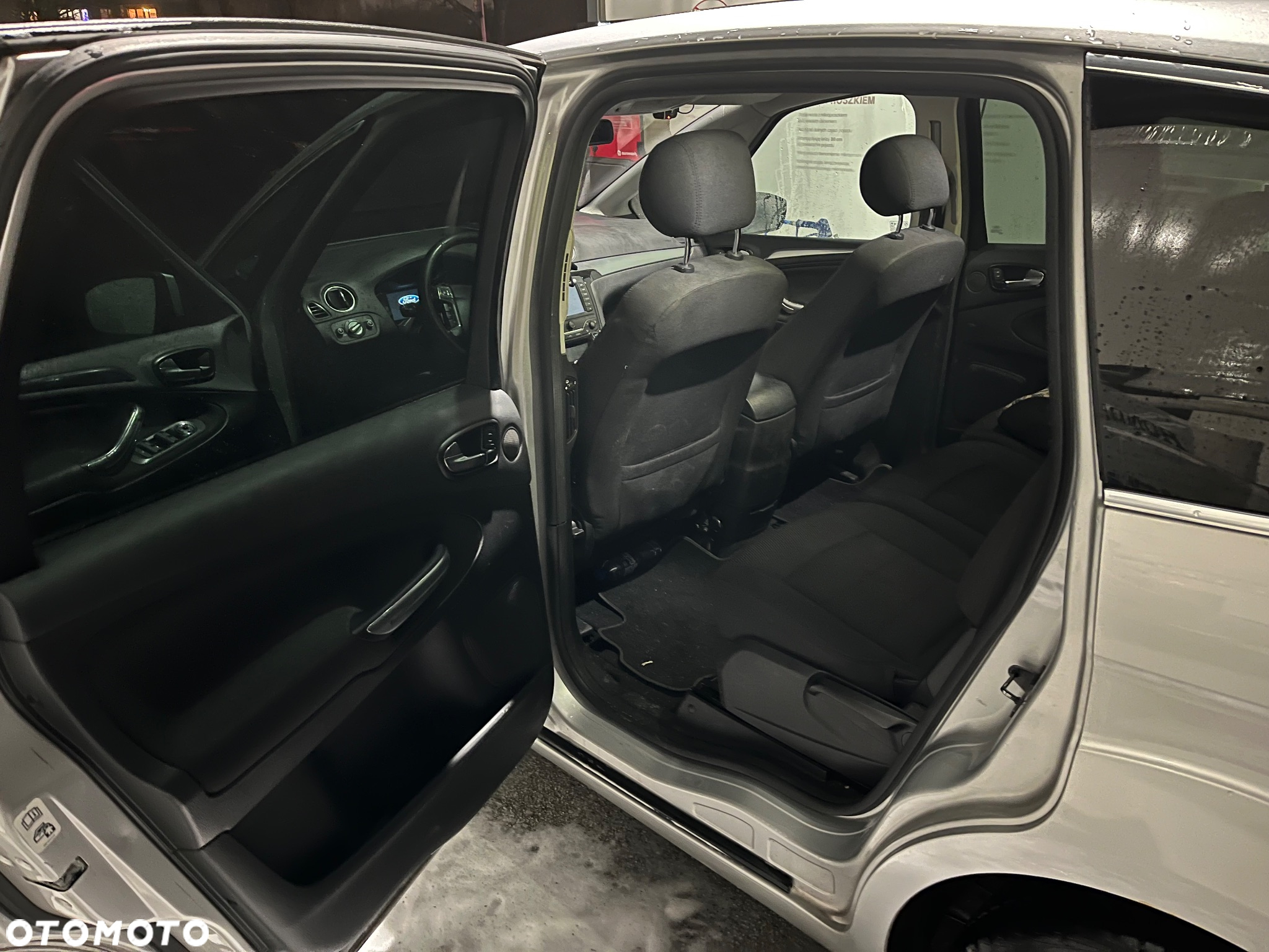 Ford S-Max 2.0 TDCi DPF Titanium X - 15